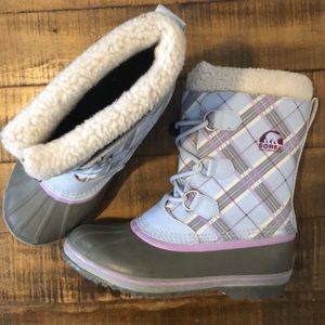 Sorel waterproof Youth Yoot Pac boot!